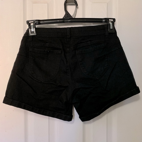 Bluenotes Low Rise Jean Shorts - Picture 2 of 3